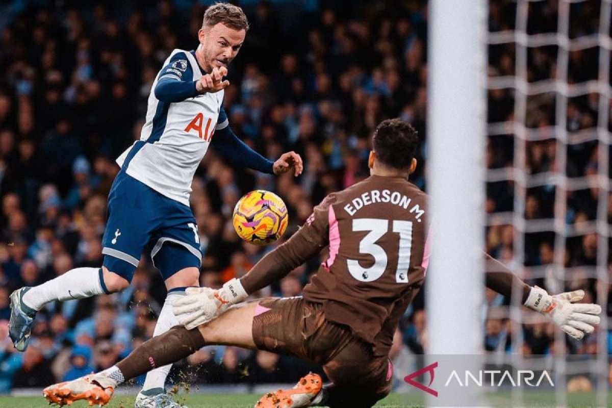 Klub sepak bola Klub sepak bola Galatasaray ajukan tawaran untuk rekrut kiper Manchester City