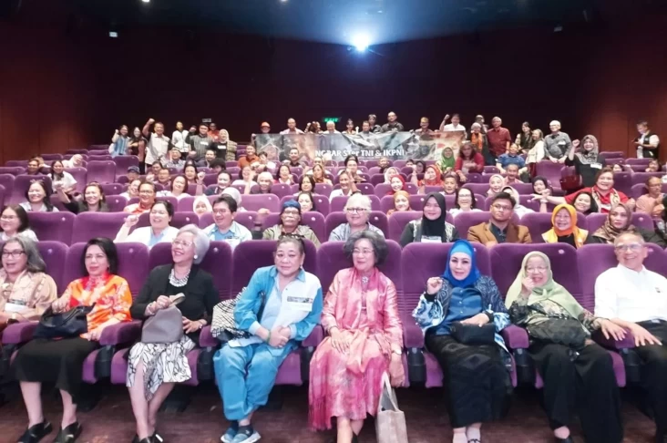 Keluarga Pahlawan Nasional Ramai-ramai Nobar Film Believe