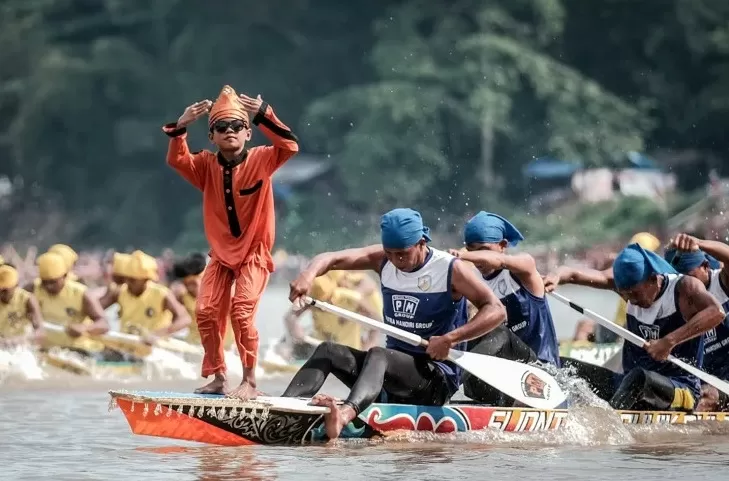 Mengenal Pacu Jalur, Olahraga Tradisional Riau yang dimaksud yang disebutkan Mendunia