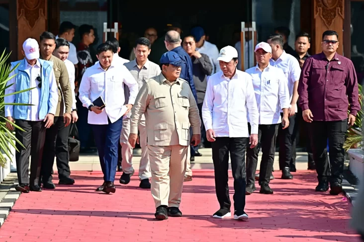 Momen Jokowi Antar Prabowo Bertolak ke Ibukota usai Kunker pada area Jateng