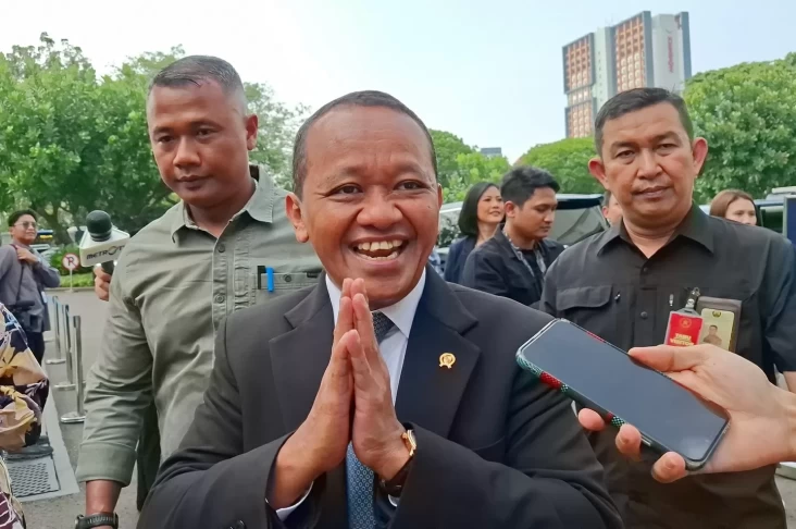 Prabowo Sebut PDIP-Gerindra Kakak Adik, Bahlil Ungkap Kedudukan Golkar