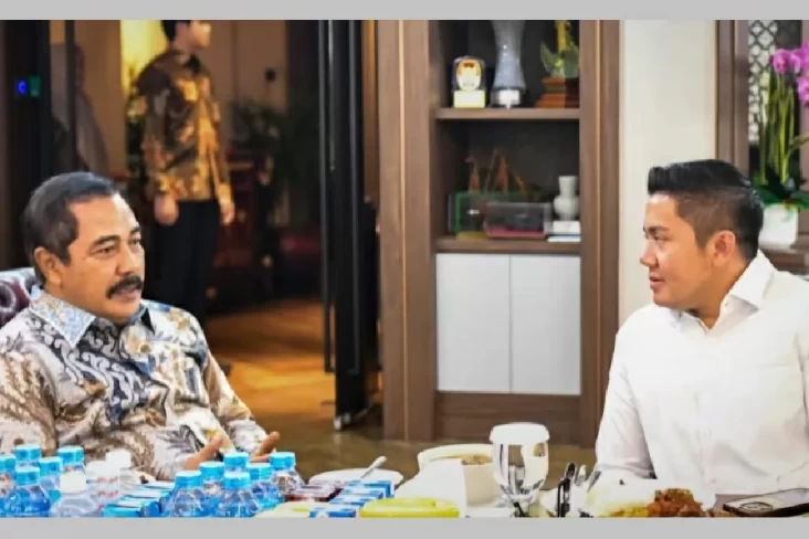 Seskab Teddy Berjumpa Menteri Imipas Agus Andrianto, Apa yang tersebut digunakan Dibahas?