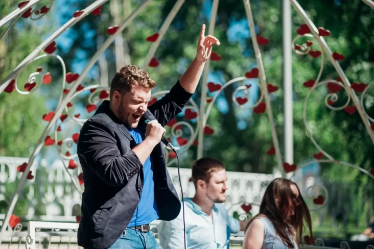 DPR Yakinkan Publik Tak Perlu Takut Putar Lagu, Polemik Royalti Musik Hampir Selesai