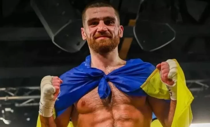 Karen Chukhadzhian Pertahankan Gelar Kelas Welter pada Latvia