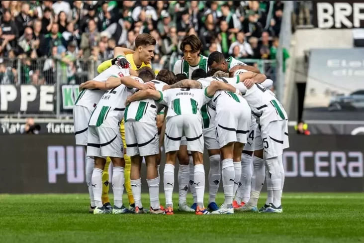 Kevin Diks Curhat Kekalahan Pahit Monchengladbach: Banyak Kans Tapi Pulang dengan Tangan Hampa