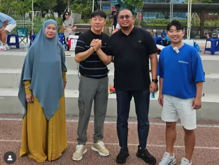 Mertua Pratama Arhan Andre Rosiade Ketemu Shin Tae-yong di dalam area Korea, Bahas Apa?