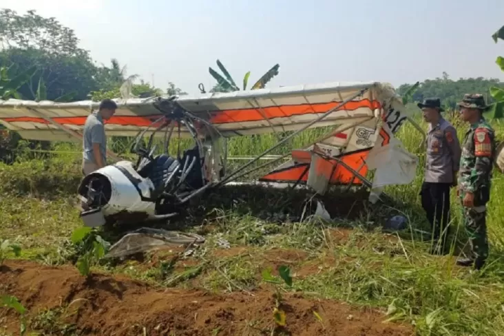 Penampakan Kondisi Pesawat Latih FASI Jatuh pada Ciampea Bogor