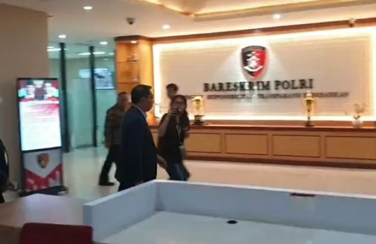 Ridwan Kamil Penuhi Panggilan Bareskrim: Pemeriksaan Tambahan