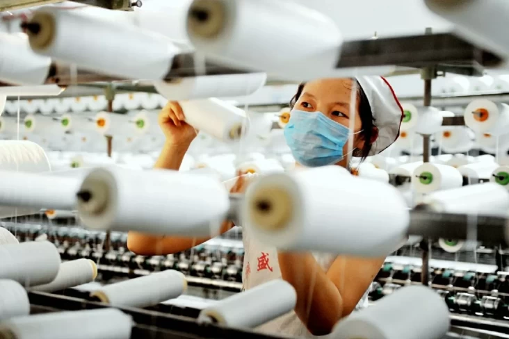 Tarif Trump Runtuhkan Industri Garmen China, Ekspor ke Amerika Serikat Anjlok Drastis
