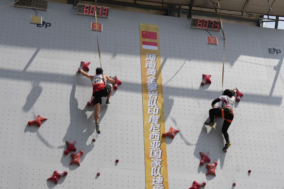 China undang timnas panjat tebing Indonesia latihan dengan
