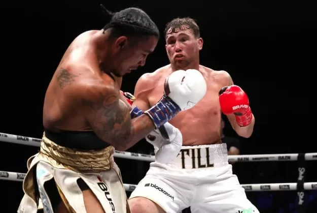 Biodata juga juga Agama Darren Till, Petinju yang tersebut yang disebutkan Kalahkan Luke Rockhold Lewat KO Dramatis