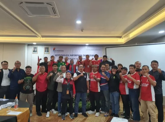 Gelar KIE di Surabaya, Kemenpora Tegaskan Peran Penting Suporter pada Industri Olahraga