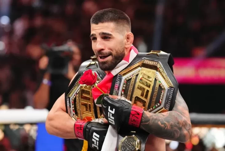 Juara UFC Ilia Topuria Bikin Terence Crawford Tertidur di tempat tempat Ring Tinju