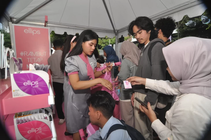 Pelajaran dari Kapsul Vitamin Rambut: Strategi Sentuhan Langsung yang digunakan yang dimaksud Bikin Ellips Paling Direkomendasikan