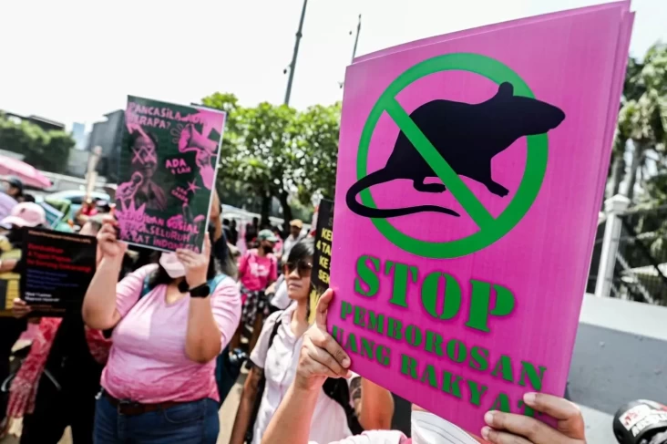 Petisi Asta Cita Rakyat: Alumni UI Suarakan Tuntutan Demokrasi kemudian Keadilan Sosial