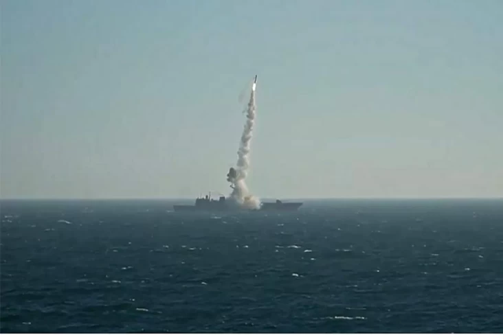 Rusia Tembakkan Rudal Hipersonik Modern di dalam tempat Depan Pintu NATO, Targetnya Hancur