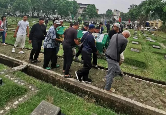 Selamat Jalan Oyong Liza, Legenda Timnas Indonesia yang digunakan yang disebutkan Pernah Menahan Imbang Manchester United