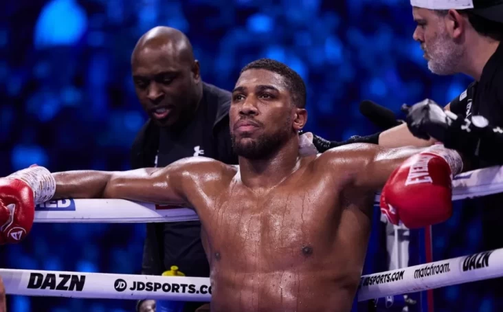 12 Siklus Tidak Naik Ring, Alarm Bahaya Anthony Joshua Menyala