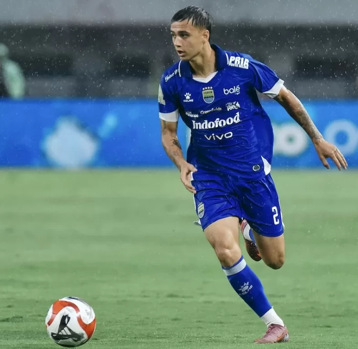 Thom Haye dan juga Eliano Reijnders Debut, Persib Bungkam Persebaya