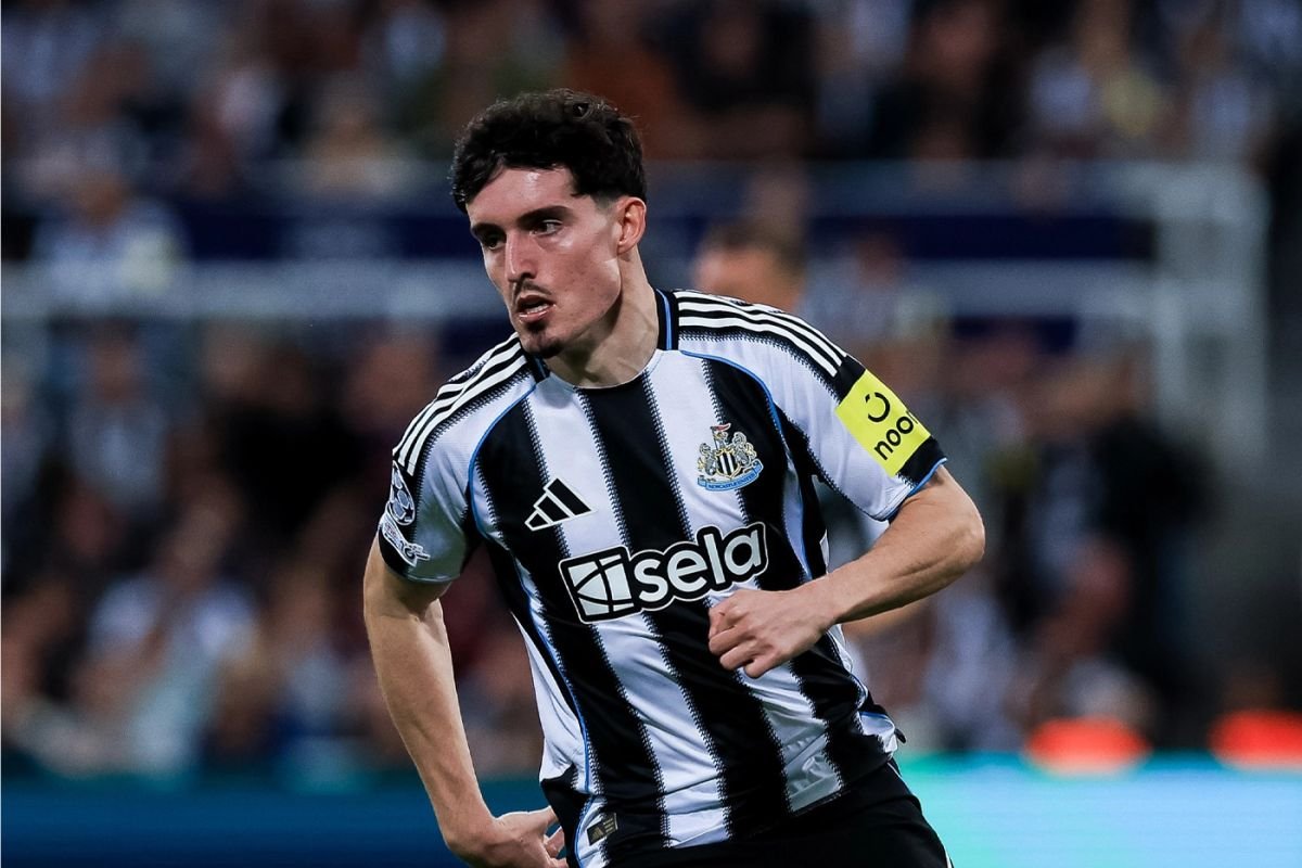 Cidera lutut, Tino Livramento absen delapan pekan bela Newcastle