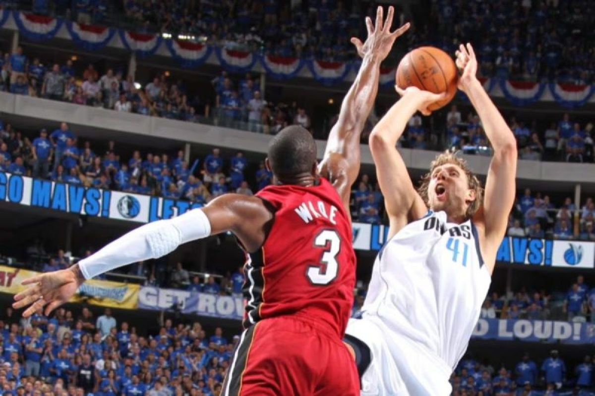 Dirk Nowitzki jadi pencetak poin terbanyak sepanjang masa pada Mavericks