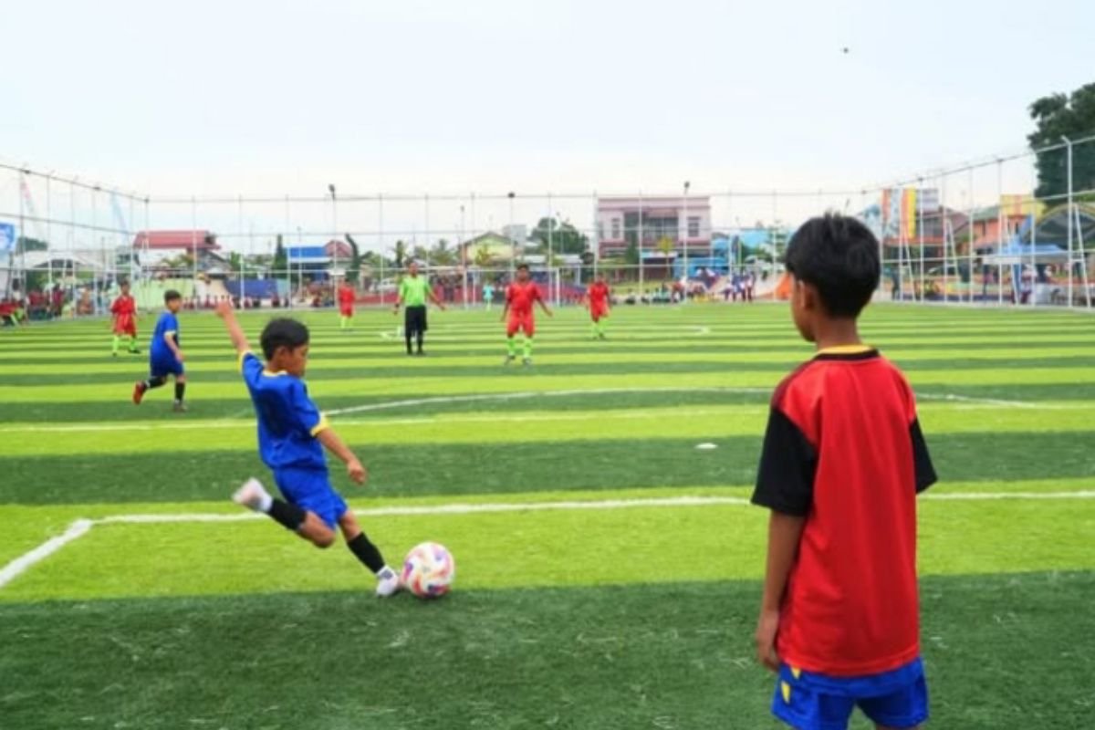 Begini cara sewa lapangan mini soccer dalam di Taman Manunggal Bogor