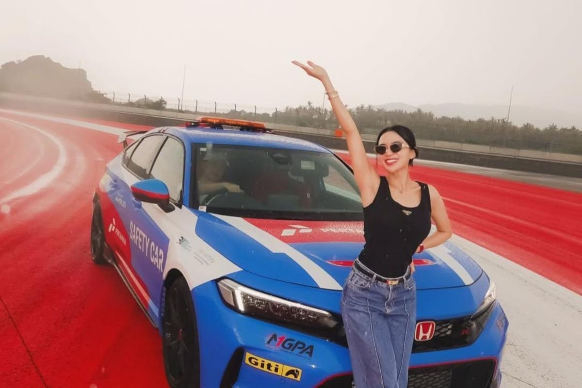 Sirkuit Mandalika pilihan destinasi wisata penyanyi Wika Salim