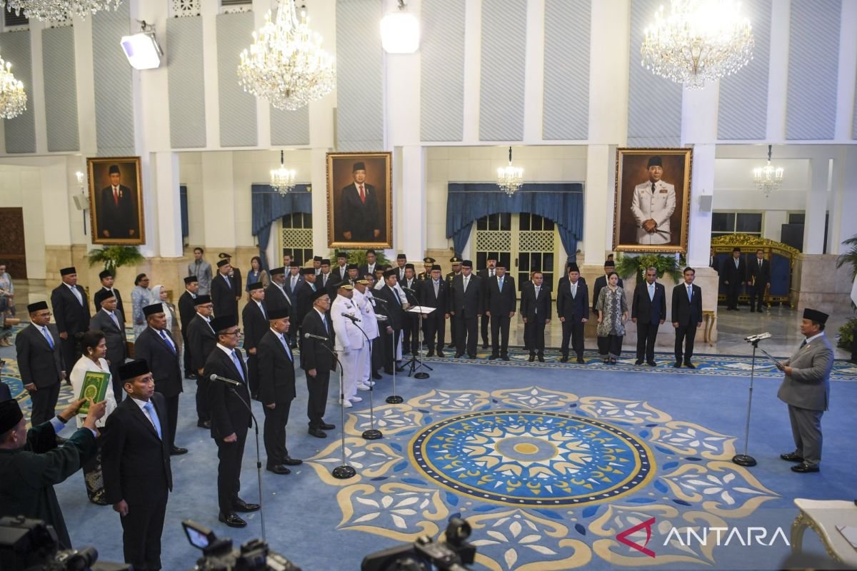 Profil Agung Gumilar, Asisten presiden bidang Analis Angka Strategis 