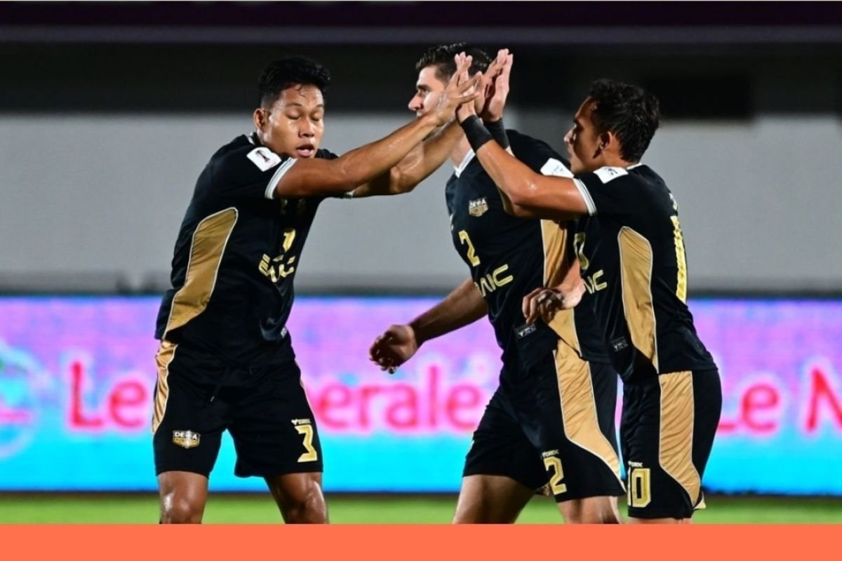 Dewa United juara Grup E pasca cukur Shah United 4-1