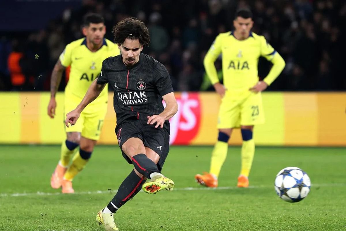 PSG menang telak 5-3 menghadapi Tottenham, Vitinha cetak hattrick