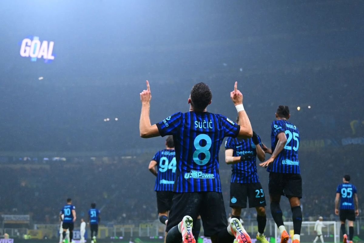 Inter Milan naik ke tempat ketiga setelahnya hajar Fiorentina 3-0