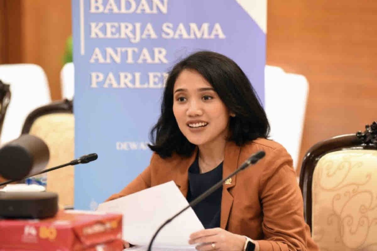Profil Puteri Komarudin, sosok yang tersebut dimaksud diisukan akan segera jadi menpora baru