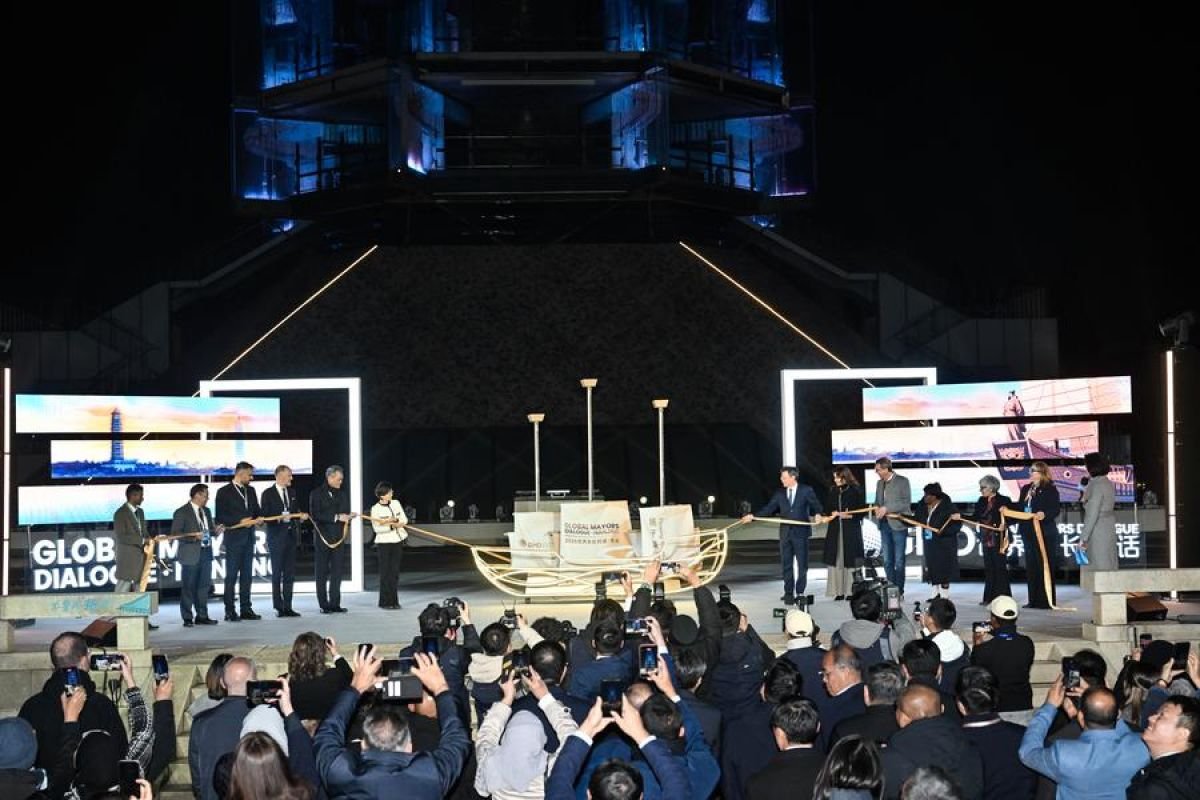 Wali kota global bahas tata kelola perkotaan ke Nanjing, China timur