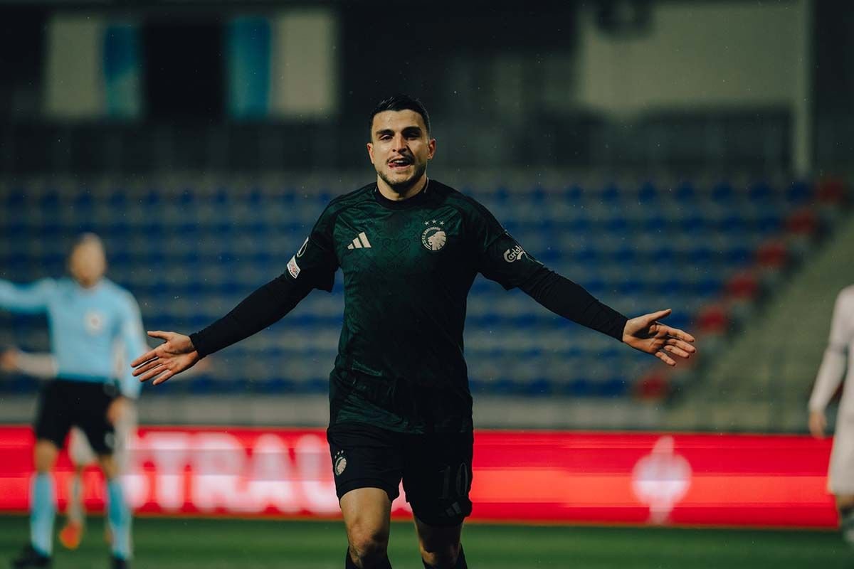 Direktur Olahraga Monchengladbach: Diks pemain yang dimaksud mana fleksibel