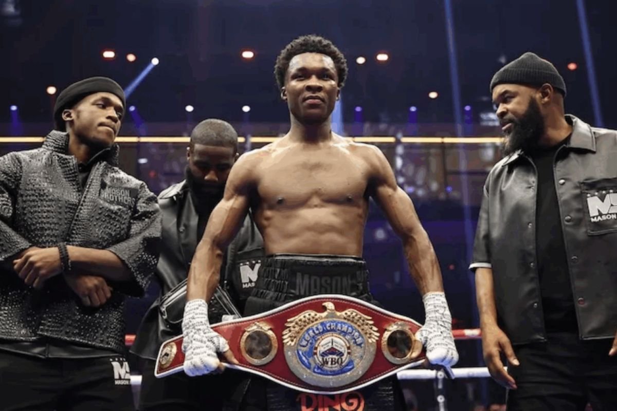 Gelar juara bola WBO alami pembaharuan besar setelahnya kompetisi di Riyadh