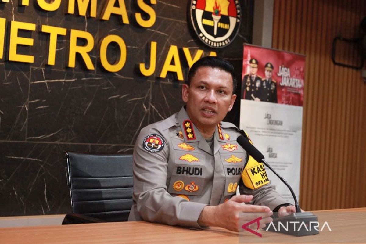 Polisi temukan serbuk sewaktu geledah rumah pelaku ledakan SMAN 72