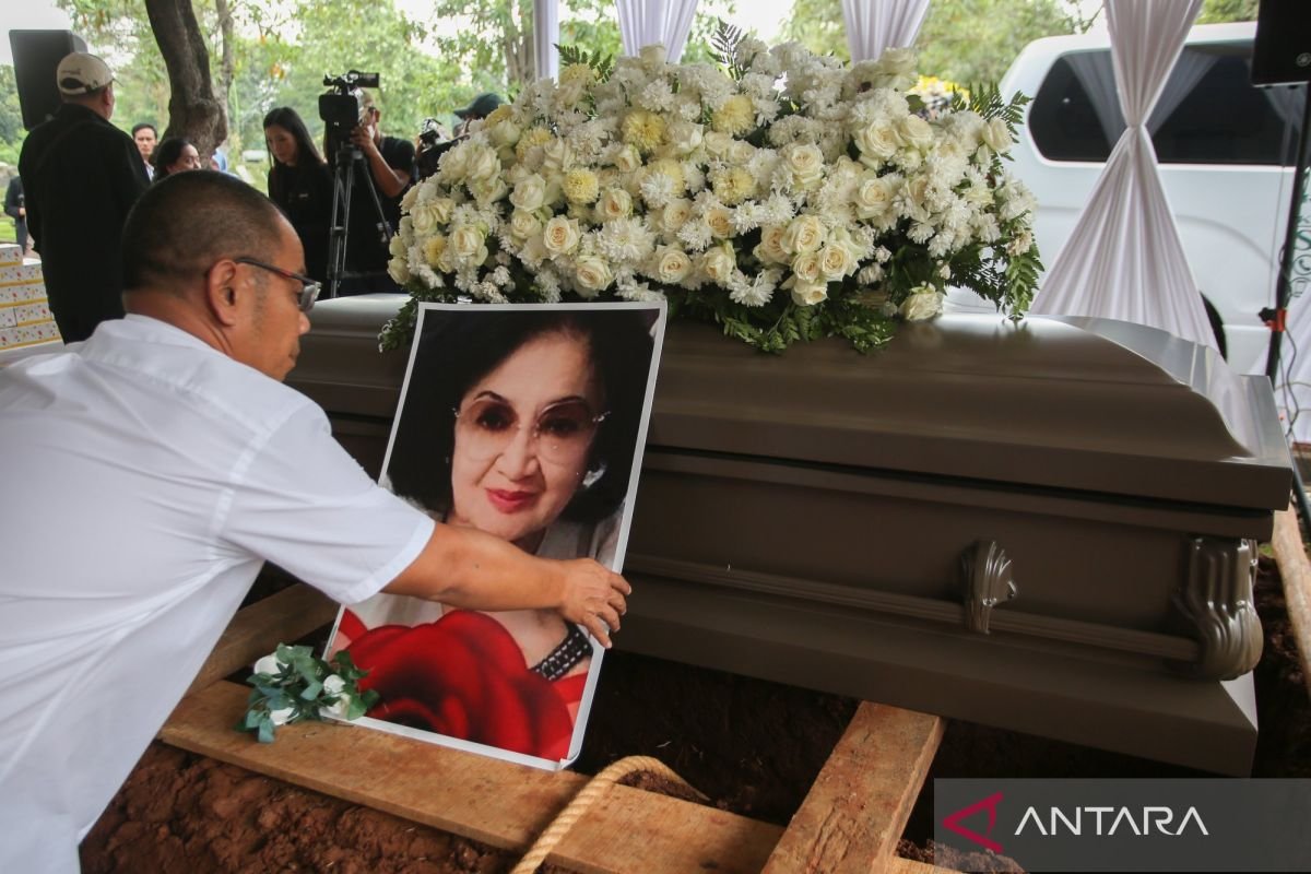 Fakta di balik pemakaman Yurike Sanger, istri ketujuh Soekarno