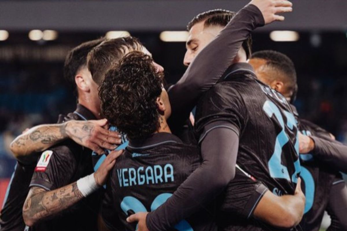 Copa Italia: klub squad Napoli ke perempat final setelahnya singkirkan Cagliari
