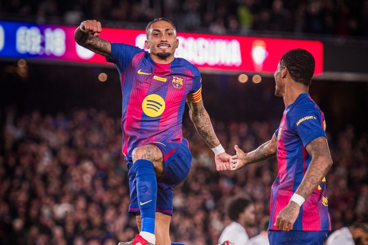 Dua gol Raphinha amankan kemenangan Barcelona berhadapan dengan Osasuna