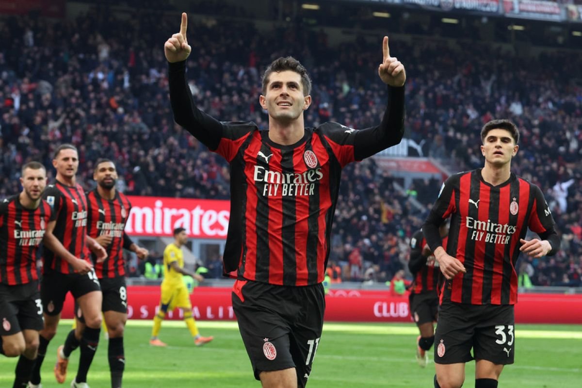 AC Milan puncaki klasemen sementara usai menang 3-0 berhadapan dengan Hellas Verona