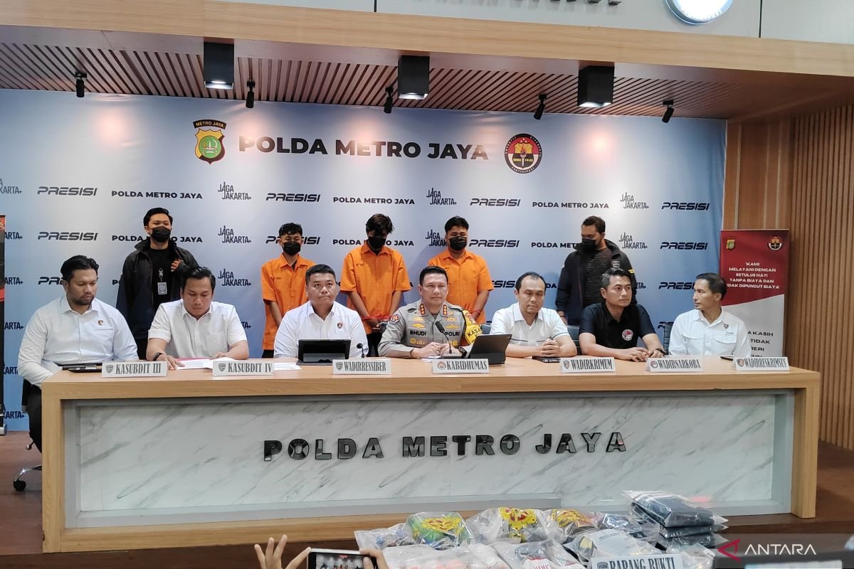 Polisi tangkap tiga warga pengajak warga untuk rusuh