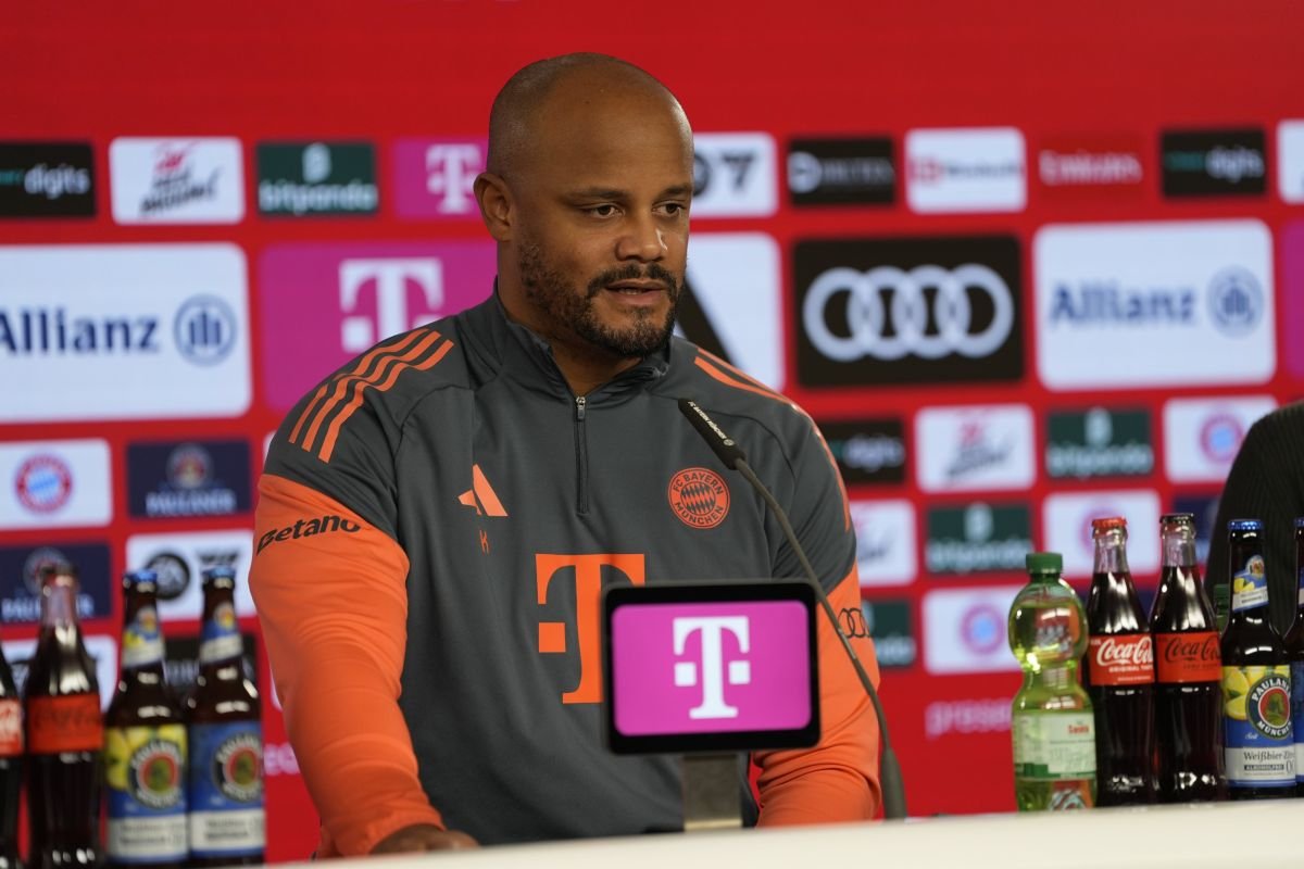 Dikabarkan jadi penerus Guardiola ke City, Kompany fokus pada Bayern