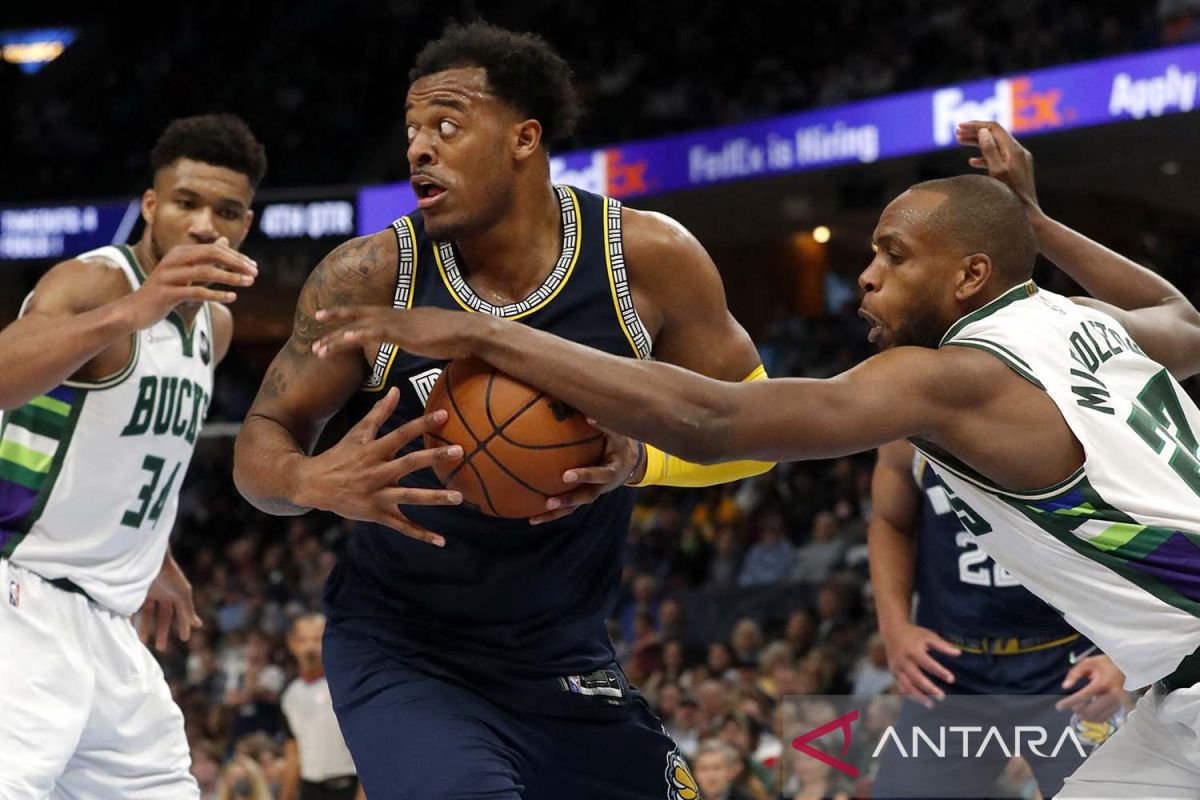 Bucks incar kemenangan tandang beruntun pada saat tantang Grizzlies