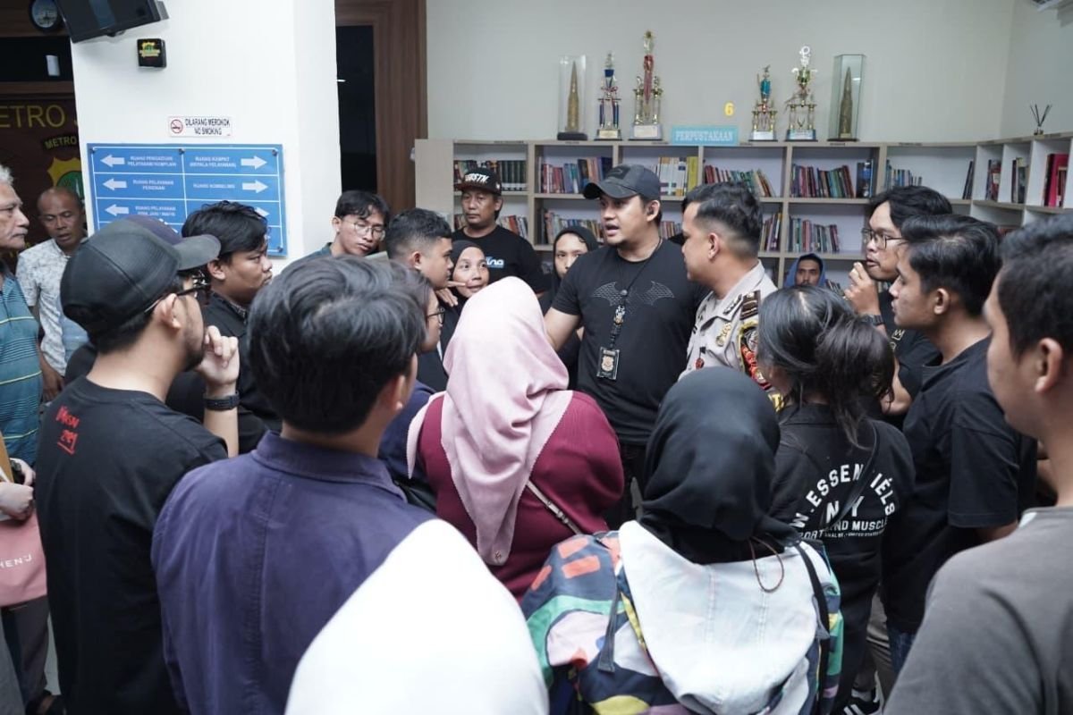 87 individu yang mana tertahan laporkan aksi pembohongan “Wedding Organizer” pada pada Polres Jakut