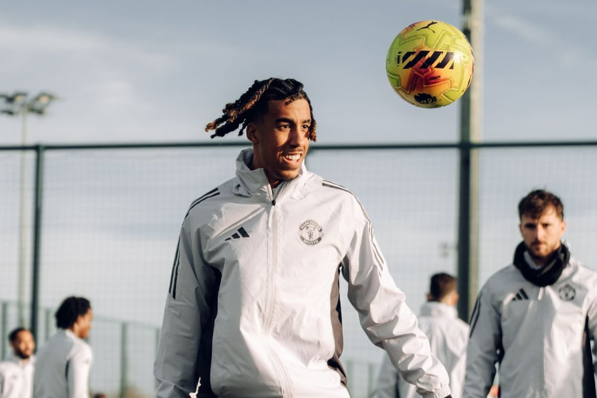 Lawan Bournemouth, Leny Yoro tak sabar jumpa eks rekan setim