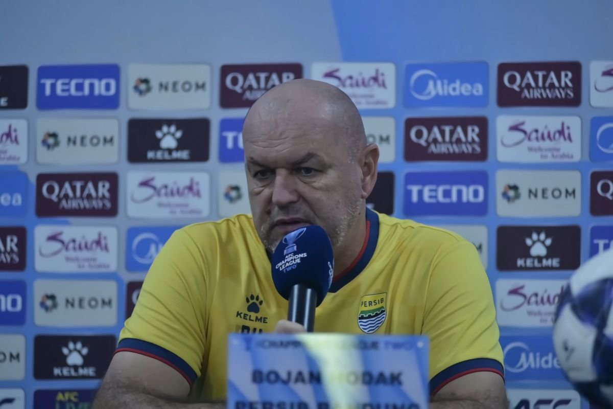 Hodak minta Persib tak anggap remeh Bangkok United pada laga pamungkas