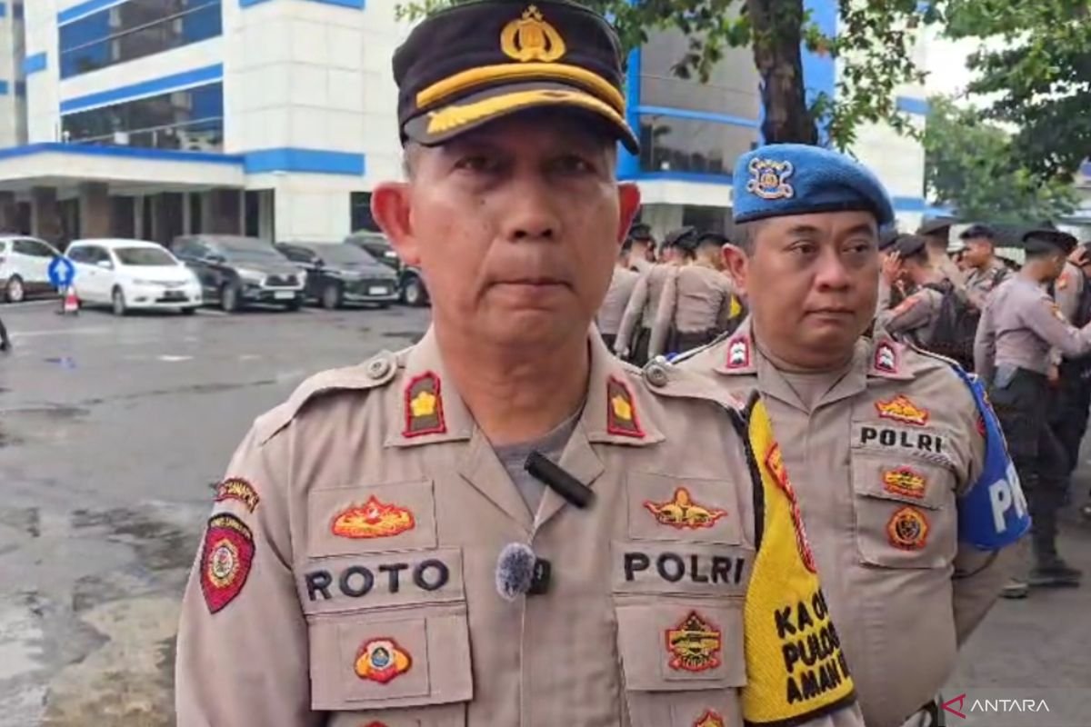 Polisi cek TKP insiden penyiraman air keras pada Jaktim