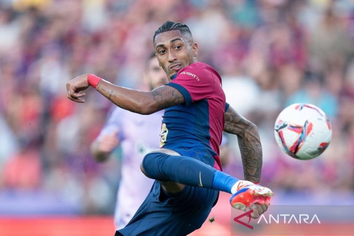 Barcelona kembali jauhi Real pasca menang 2-0 pada markas Villarreal