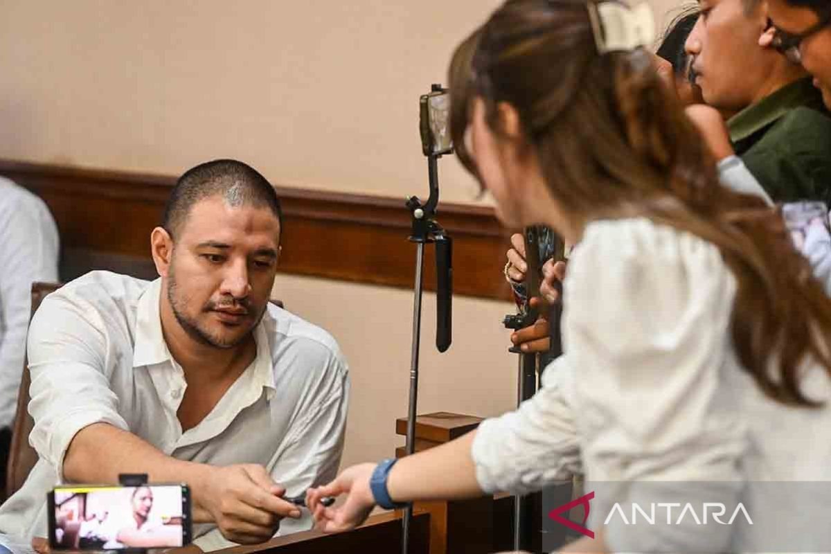 Deretan artis yang tersandung hambatan narkoba tahun 2025