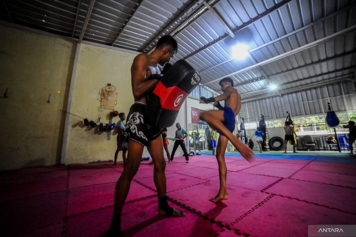 Muay Thai vs Boxing: Perbedaan teknik, aturan, juga filosofinya